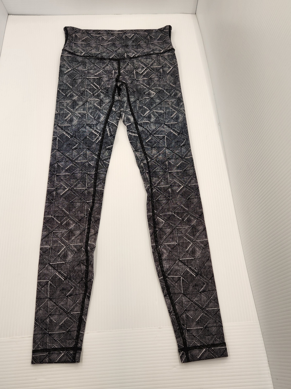 High-Rise Printed Women's Active Leggings in Dark Gray